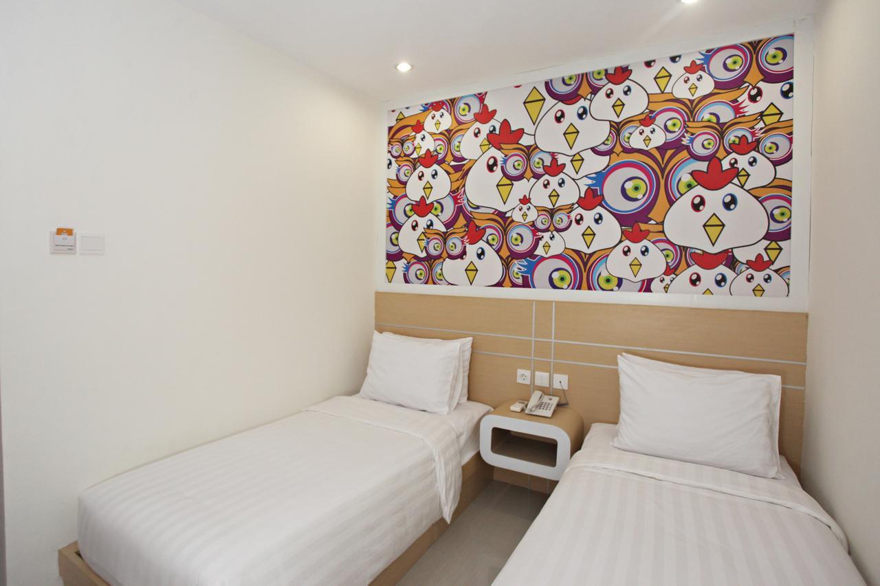 Nite & Day Surabaya - Gunungsari Hotel Exterior photo