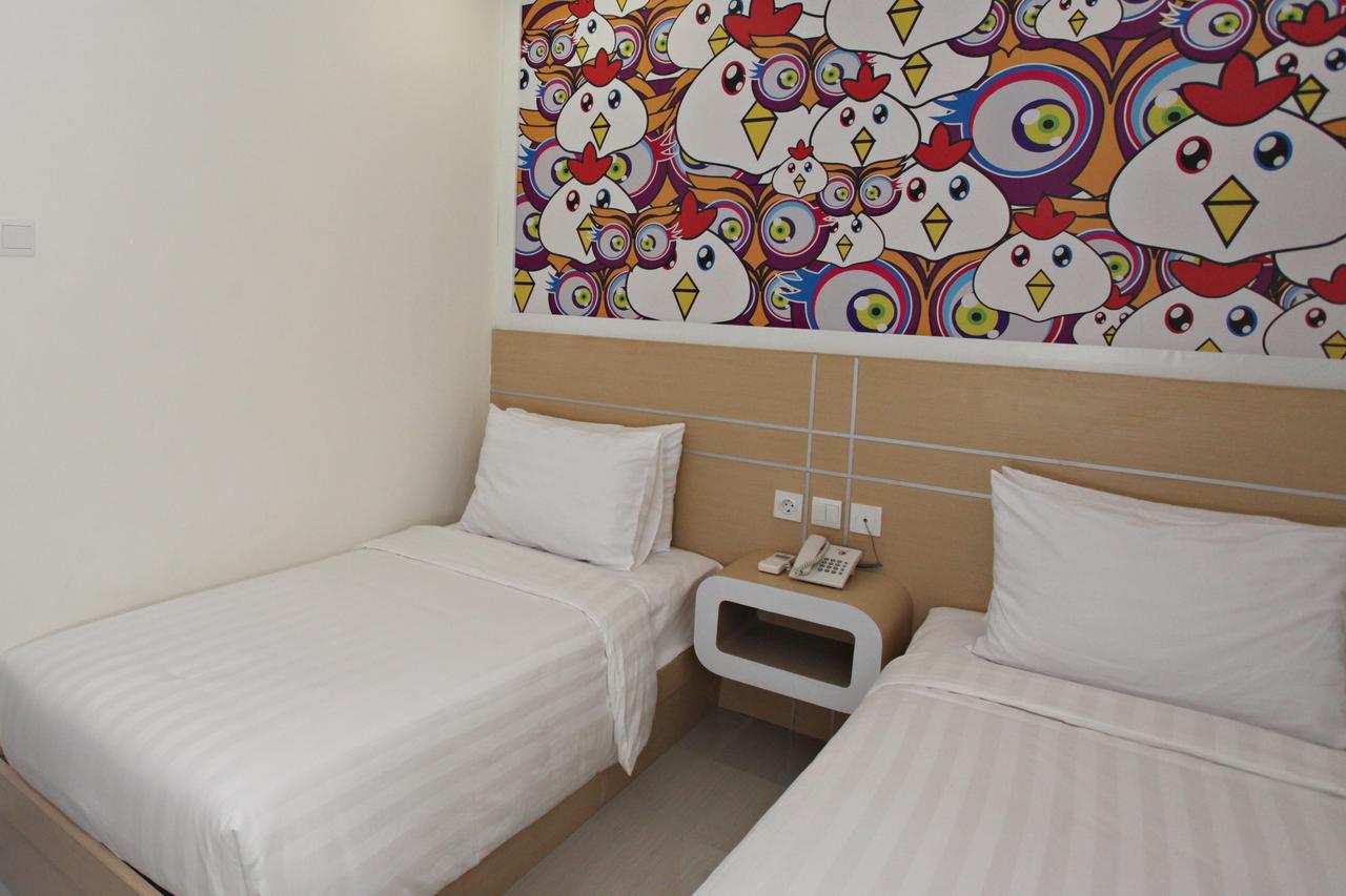 Nite & Day Surabaya - Gunungsari Hotel Exterior photo